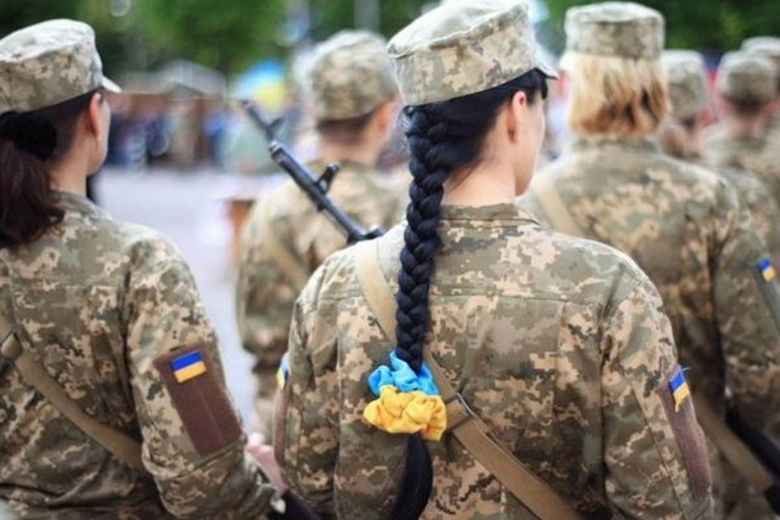 Верховная Рада сделала воинский учёт женщин добровольным
