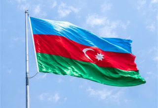 Українцям дозволили залишатися в Азербайджані безстроково