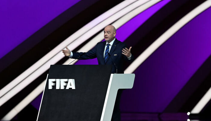 ФИФА призывает «сосредоточиться на футболе, а не политических проблемах», — СМИ