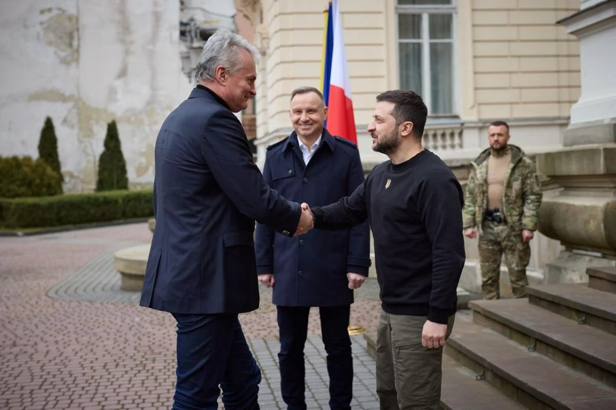 Володимир Зеленський зустрівся у Львові з президентами Польщі та Литви