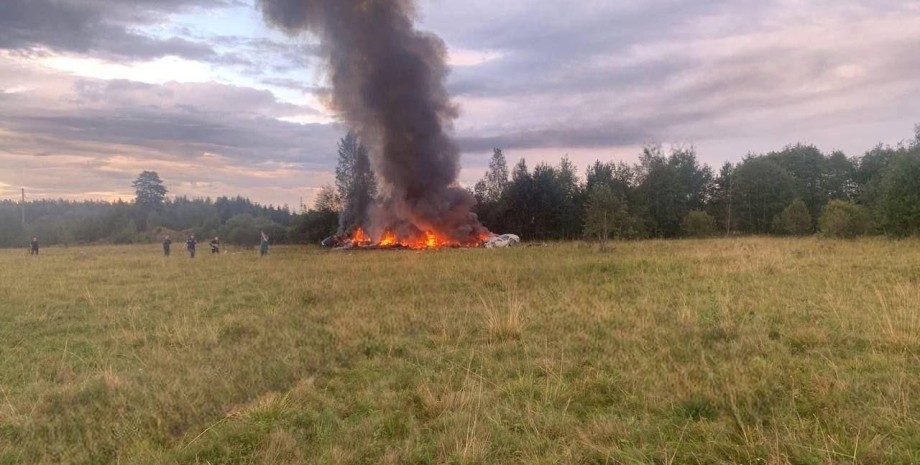 “Літак Пригожина”: у Тверській області сталася авіакатастрофа з головою ПВК “Вагнер” на борту