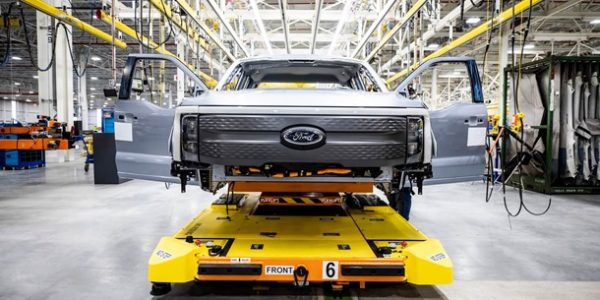 Ford возобновит производство автомобилей в Индии