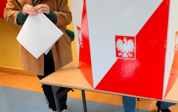 В Польщі Верховний суд дозволив перерахувати голосів на виборах на 13 ділянках