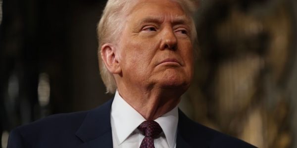 Трамп грозит Ирану «весьма тяжелыми временами»