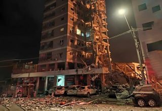 Иран нанес новые ракетные удары по Израилю, имеются погибшие и раненые.