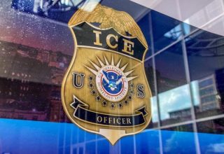 США планують видворити 24 українців – посольство