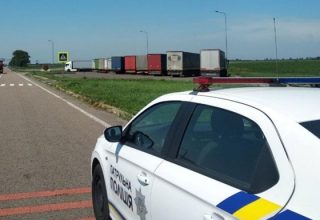 В Киеве ограничено движение грузовиков из-за жары