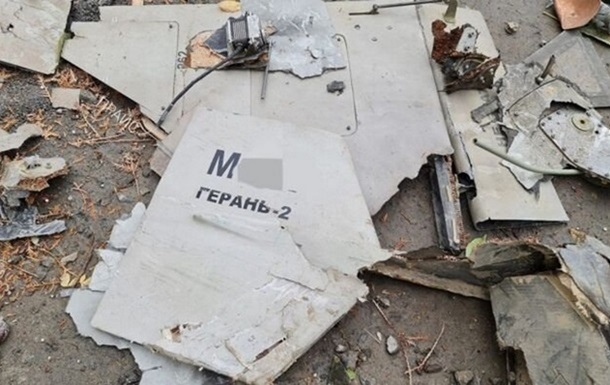 В Киеве зафиксировано падение обломков беспилотника на высотный жилой дом