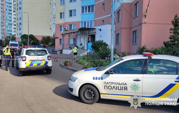 В Киеве произошла трагедия: с 21-го этажа выпал ребенок