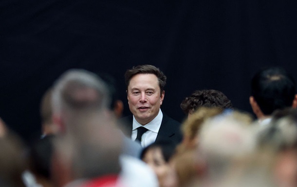 Маск способен стать первым триллионером в мире