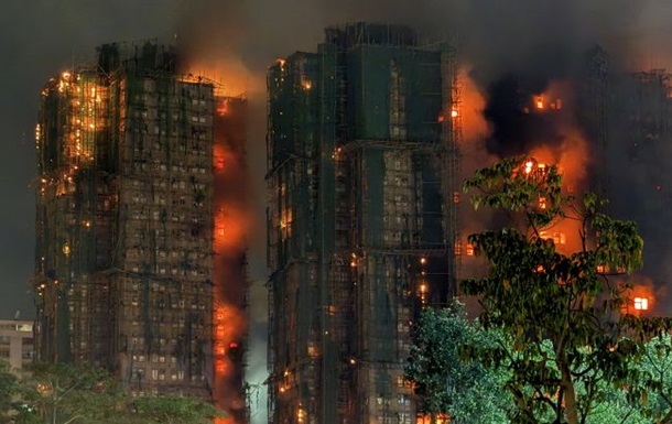 Пожар в Гонконге: 36 жертв, сотни числятся пропавшими без вести