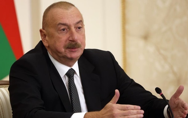 Алиев не захотел ехать к Путину на саммит СНГ