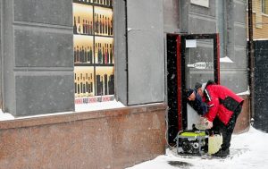 В Киеве временно прекратили отопление и подачу воды