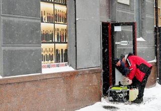 У Києві тимчасово припинили опалення та подачу води