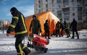 В Киеве сотни зданий четвертый день без обогрева