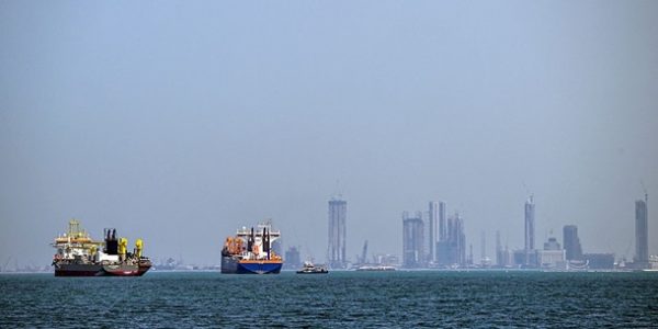 Саудовская Аравия продолжит сокращать поставки нефти в Азию — СМИ