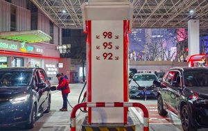 Китай установил регулирование цен на горючее