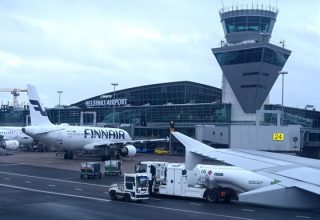 Два лайнери, які прямували до РФ, сіли у Фінляндії через атаку дронів