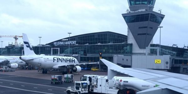 Два лайнера, направлявшиеся в РФ, сели в Финляндии по причине атаки дронов