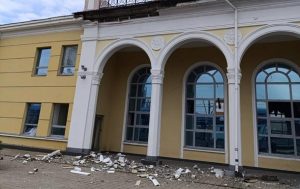 В Славянске атакован железнодорожный путь, имеются пострадавшие