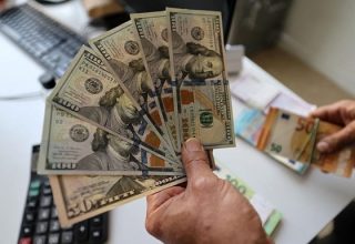 Нацбанк послабив валютні обмеження