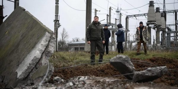 Новые перебои с электричеством в восьми областях Украины