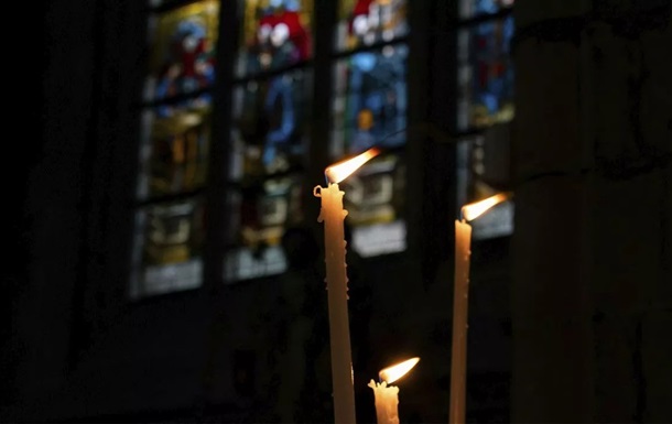 У Єрусалимі зійшов Благодатний вогонь