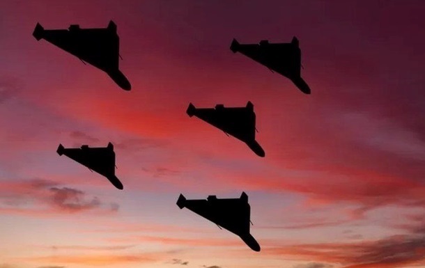 БПЛА массированно атаковали Чернигов: что известно