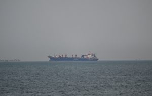 Блокирование Ормузского пролива: в ООН готовят план вывода судов