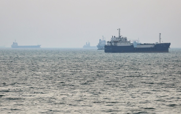 Более 30 иранских танкеров прорвали блокаду США — СМИ