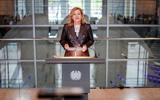 Хакеры взломали аккаунт в Signal у президентки Бундестага — СМИ