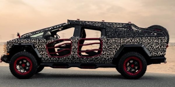 Tesla Cybertruck обзавелся экстремальной модификацией без дверей для пересеченной местности