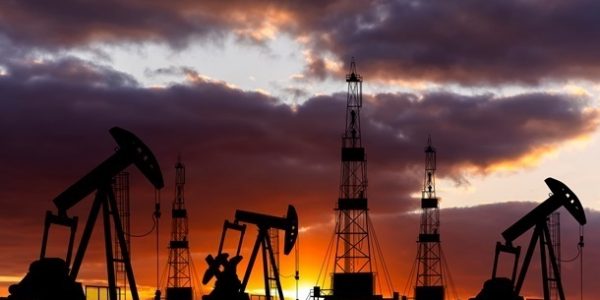 Стоимость нефти перешагнула $120 после высказываний Трампа