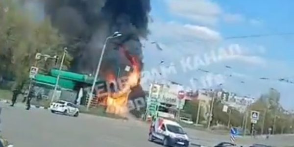 РФ безпілотниками завдає ударів по АЗС у різних районах Харкова