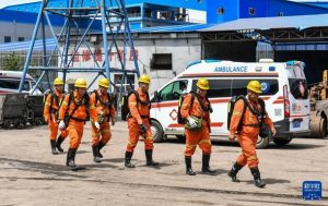 В Китае в результате взрыва на шахте погибло 82 шахтёра