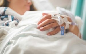 На Николаевщине более 20 человек отравились на поминальной трапезе
