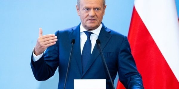 Вокруг ситуации, связанной с УПА, очередной скандал: Дональд Туск сделал публичное заявление